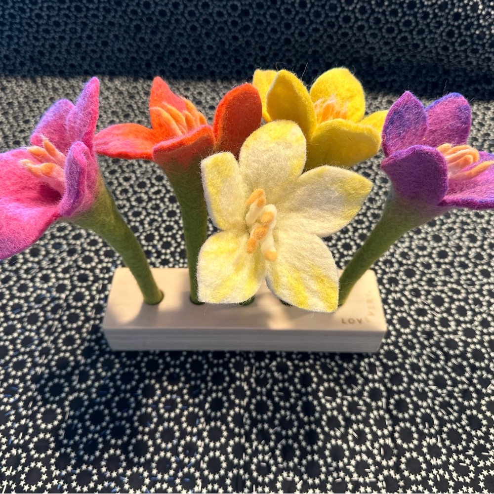 Colorful Felt Flower Set for Kids